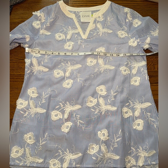 LYSSE Tunic-super sleeves - Picture 2 of 10